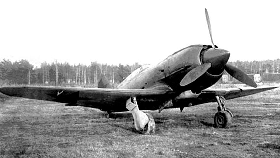 На перехват! Летная книжка "сталинского сокола" На перехват! Летная книжка "сталинского сокола"