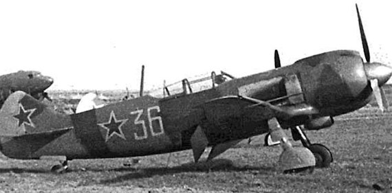 На перехват! Летная книжка "сталинского сокола" На перехват! Летная книжка "сталинского сокола"