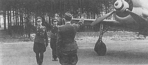 Черный крест и красная звезда. Воздушная война над Россией. 1941-1944 Черный крест и красная звезда. Воздушная война над Россией. 1941-1944