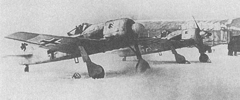 Черный крест и красная звезда. Воздушная война над Россией. 1941-1944 Черный крест и красная звезда. Воздушная война над Россией. 1941-1944
