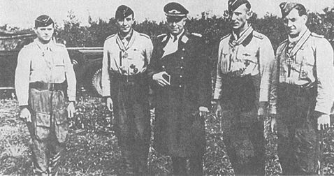 Черный крест и красная звезда. Воздушная война над Россией. 1941-1944 Черный крест и красная звезда. Воздушная война над Россией. 1941-1944