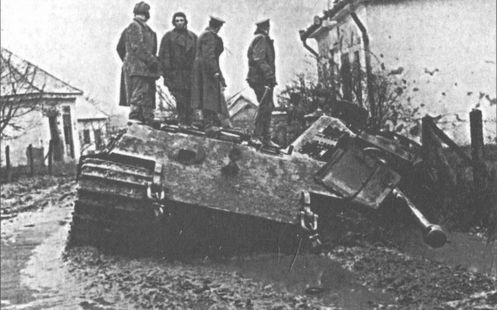 Крупнейшие танковые сражения Второй мировой войны. Аналитический обзор Крупнейшие танковые сражения Второй мировой войны. Аналитический обзор