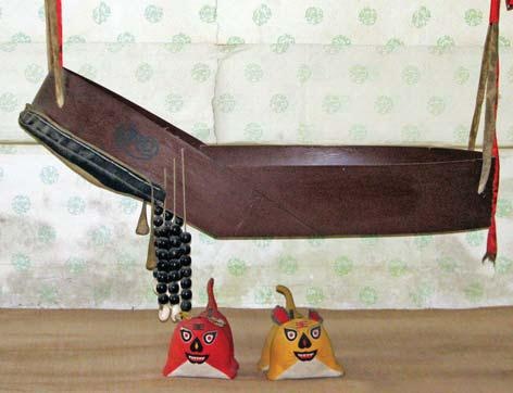 Полосатая кошка, пятнистая кошка Полосатая кошка, пятнистая кошка