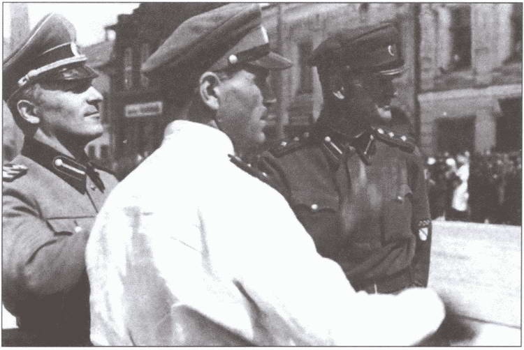Предатели и палачи Предатели и палачи