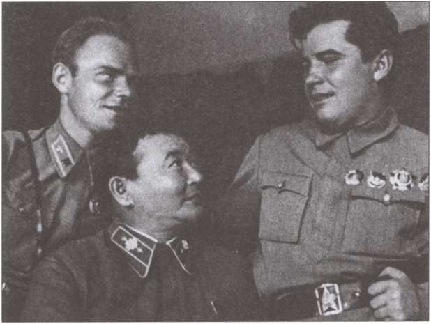 Асы против асов. В борьбе за небесное господство. 1941–1945 Асы против асов. В борьбе за небесное господство. 1941–1945