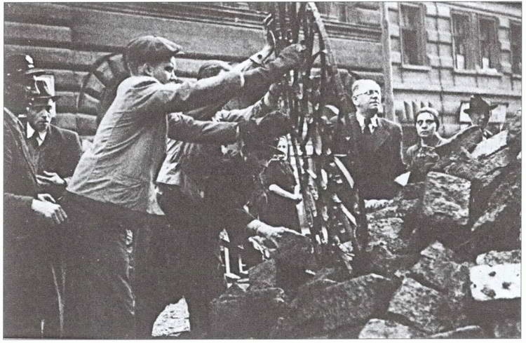 Кто освободил Прагу в 1945 г. Загадки Пражского восстания Кто освободил Прагу в 1945 г. Загадки Пражского восстания