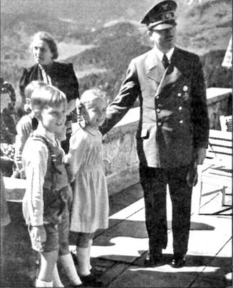 Накануне 1941 года. Гитлер идет на Россию Накануне 1941 года. Гитлер идет на Россию