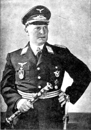 Накануне 1941 года. Гитлер идет на Россию Накануне 1941 года. Гитлер идет на Россию