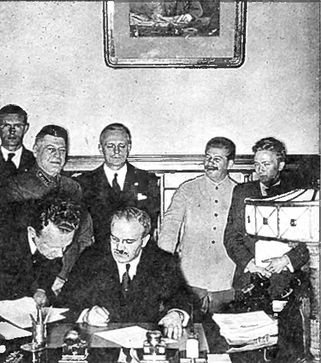 Накануне 1941 года. Гитлер идет на Россию Накануне 1941 года. Гитлер идет на Россию