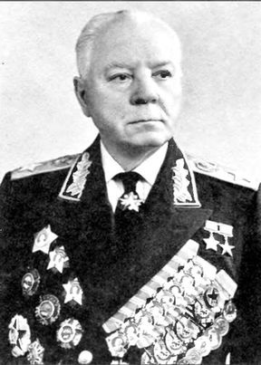 Накануне 1941 года. Гитлер идет на Россию Накануне 1941 года. Гитлер идет на Россию