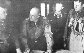 10-я танковая дивизия СС "Фрундсберг" 10-я танковая дивизия СС "Фрундсберг"