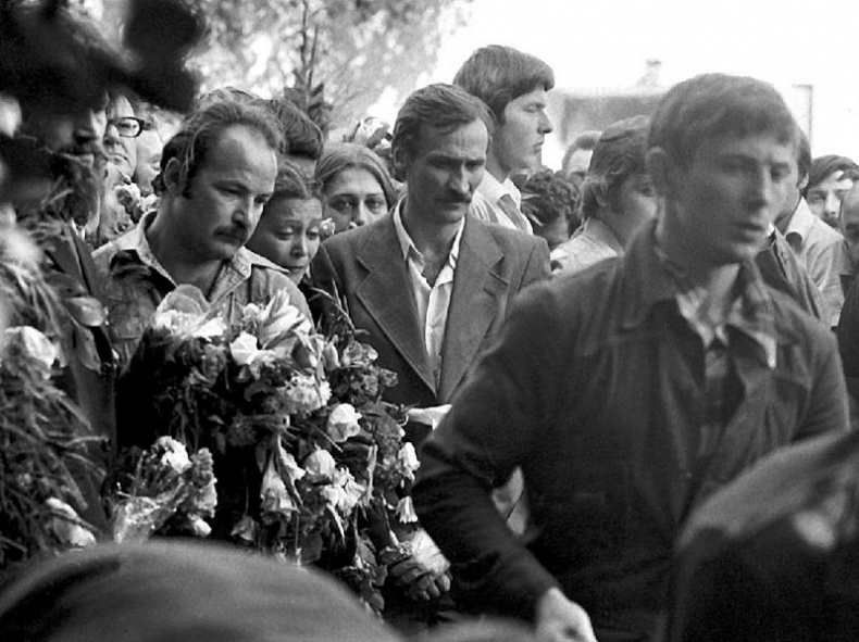 Театр абсурда. Во что превратили Россию Театр абсурда. Во что превратили Россию