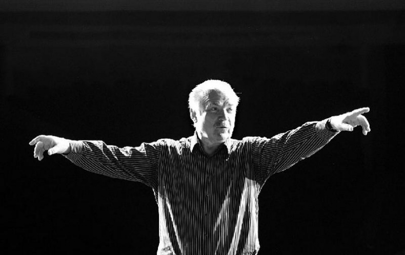 Театр абсурда. Во что превратили Россию Театр абсурда. Во что превратили Россию