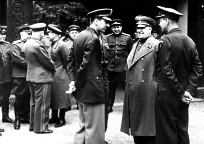 Сергей Круглов. Два десятилетия в руководстве органов госбезопасности и внутренних дел СССР Сергей Круглов. Два десятилетия в руководстве органов госбезопасности и внутренних дел СССР