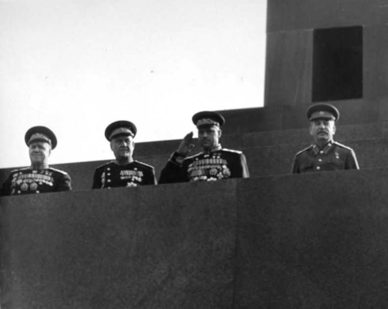 Сергей Круглов. Два десятилетия в руководстве органов госбезопасности и внутренних дел СССР Сергей Круглов. Два десятилетия в руководстве органов госбезопасности и внутренних дел СССР