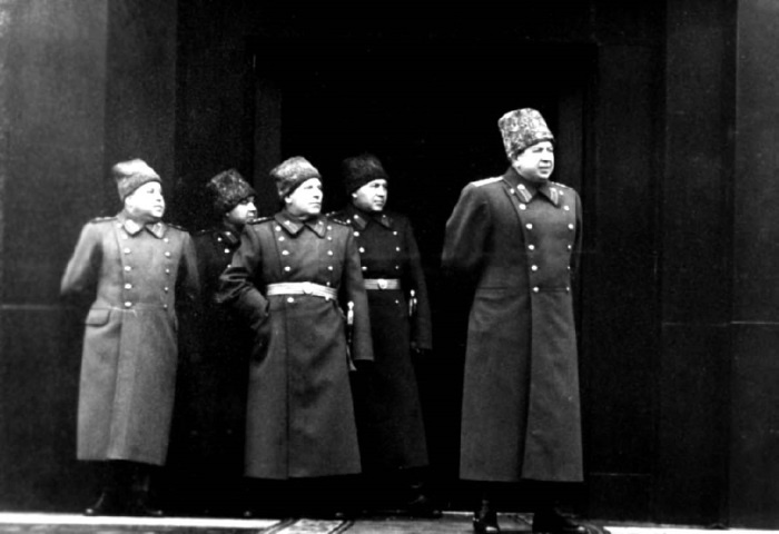 Сергей Круглов. Два десятилетия в руководстве органов госбезопасности и внутренних дел СССР Сергей Круглов. Два десятилетия в руководстве органов госбезопасности и внутренних дел СССР