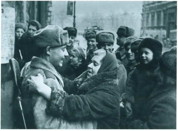 Повседневная жизнь блокадного Ленинграда Повседневная жизнь блокадного Ленинграда