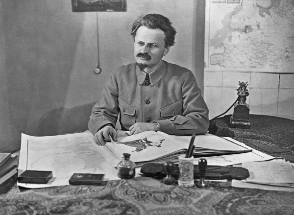 Крах Великой империи. Загадочная история самой крупной геополитической катастрофы Крах Великой империи. Загадочная история самой крупной геополитической катастрофы