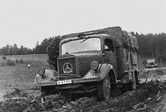 Автонашествие на СССР. Трофейные и лендлизовские автомобили Автонашествие на СССР. Трофейные и лендлизовские автомобили