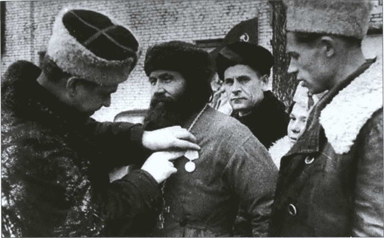 Разделяй и властвуй. Нацистская оккупационная политика Разделяй и властвуй. Нацистская оккупационная политика