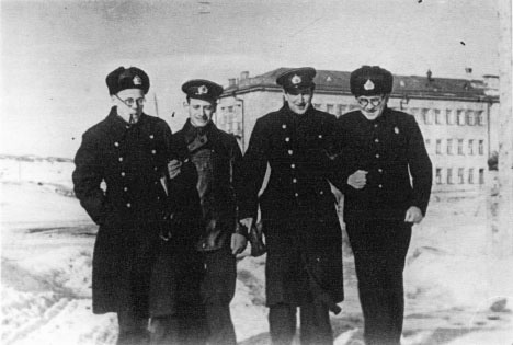 Подводник-североморец Израиль Фисанович Подводник-североморец Израиль Фисанович