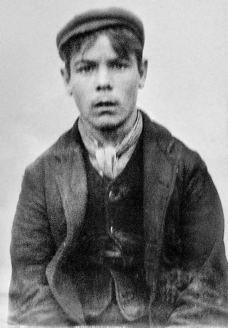 «Острые козырьки»: как это было. Билли Кимбер, «Бирмингемская банда» и ипподромные войны 1920-х «Острые козырьки»: как это было. Билли Кимбер, «Бирмингемская банда» и ипподромные войны 1920-х