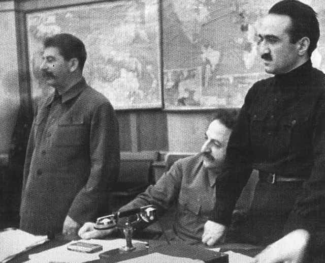 Окружение Сталина Окружение Сталина