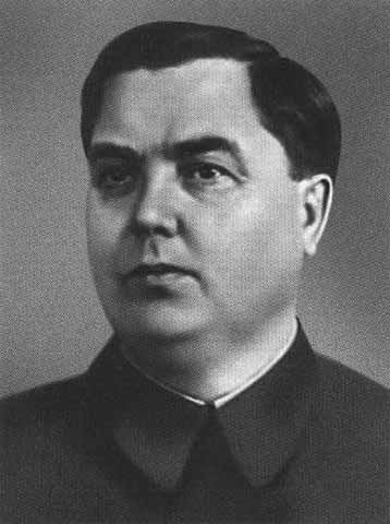 Окружение Сталина Окружение Сталина