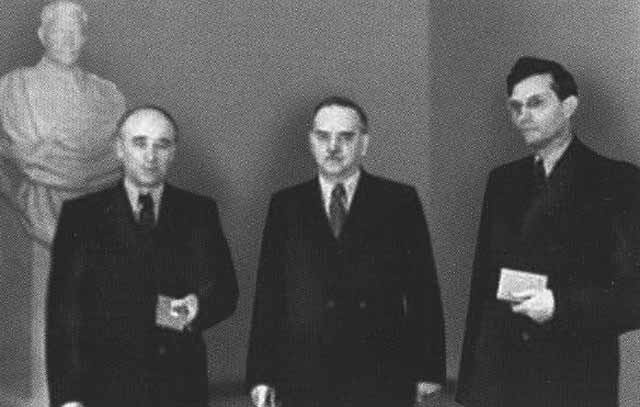 Окружение Сталина Окружение Сталина