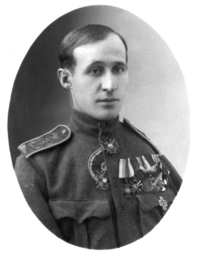 Россия в огне Гражданской войны: подлинная история самой страшной братоубийственной войны Россия в огне Гражданской войны: подлинная история самой страшной братоубийственной войны