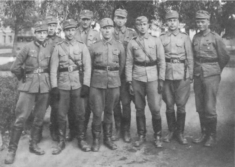 Прибалтика. Война без правил (1939-1945) Прибалтика. Война без правил (1939-1945)