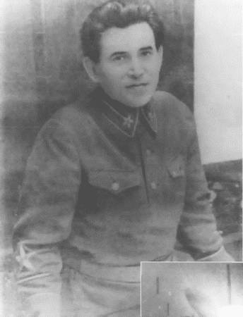 "Сталинский питомец" - Николай Ежов "Сталинский питомец" - Николай Ежов