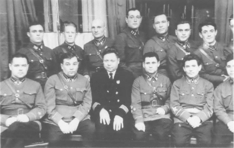"Сталинский питомец" - Николай Ежов "Сталинский питомец" - Николай Ежов