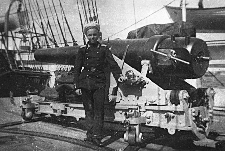 Моряки. Очерки из жизни морского офицера 1897-1905 гг. Моряки. Очерки из жизни морского офицера 1897-1905 гг.