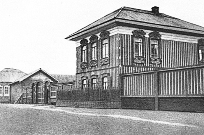 Григорий Распутин. Жизнь старца и гибель империи Григорий Распутин. Жизнь старца и гибель империи