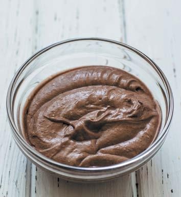 Торты с сюрпризом. Шоколадные, сливочные, кофейные, желейные, ореховые, фруктовые Торты с сюрпризом. Шоколадные, сливочные, кофейные, желейные, ореховые, фруктовые