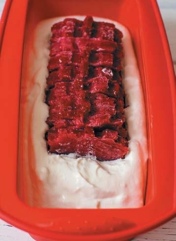 Торты с сюрпризом. Шоколадные, сливочные, кофейные, желейные, ореховые, фруктовые Торты с сюрпризом. Шоколадные, сливочные, кофейные, желейные, ореховые, фруктовые