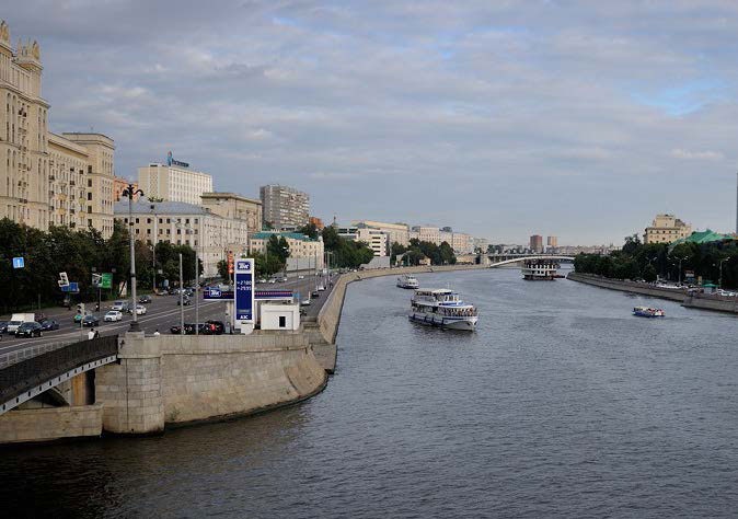 Новый век начался с понедельника Новый век начался с понедельника