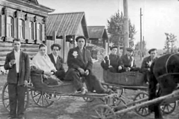 С трудом о прошлом, о былом. Очерки о жителях д. Верхние Таволги С трудом о прошлом, о былом. Очерки о жителях д. Верхние Таволги