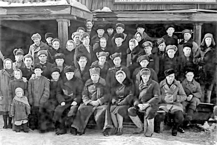 С трудом о прошлом, о былом. Очерки о жителях д. Верхние Таволги С трудом о прошлом, о былом. Очерки о жителях д. Верхние Таволги