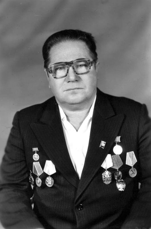 Солнце над лесом (сборник) Солнце над лесом (сборник)