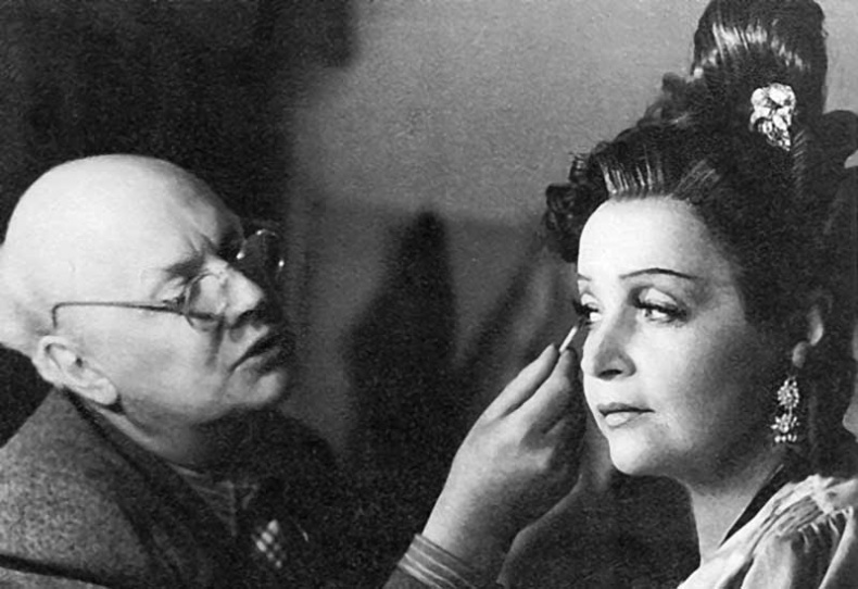 Галина Уланова. Одинокая богиня балета Галина Уланова. Одинокая богиня балета