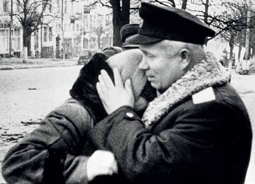 Первый секретарь ЦК КПСС Никита Сергеевич Хрущёв Первый секретарь ЦК КПСС Никита Сергеевич Хрущёв