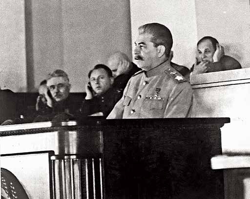 Генеральный секретарь ЦК ВКП(б) Иосиф Виссарионович Сталин Генеральный секретарь ЦК ВКП(б) Иосиф Виссарионович Сталин