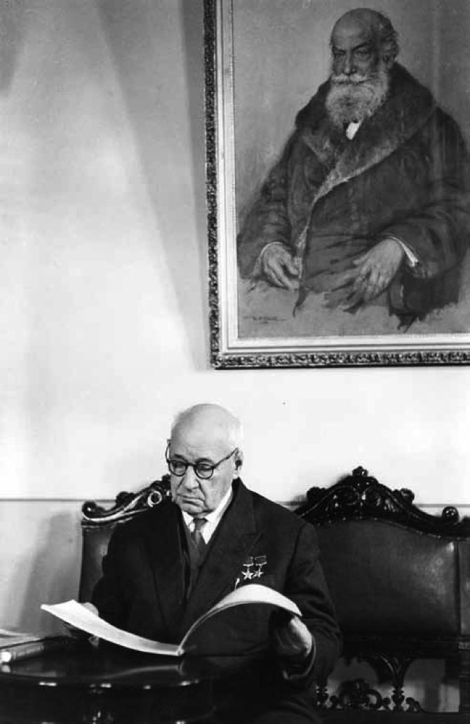 Великие умы России. Том 8. Андрей Туполев Великие умы России. Том 8. Андрей Туполев