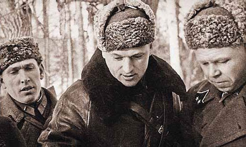 Полководцы Великой Отечественной. Книга 2. Алексей Антонов, Константин Рокоссовский, Михаил Ефремов, Иван Баграмян, Иван Конев Полководцы Великой Отечественной. Книга 2. Алексей Антонов, Константин Рокоссовский, Михаил Ефремов, Иван Баграмян, Иван Конев