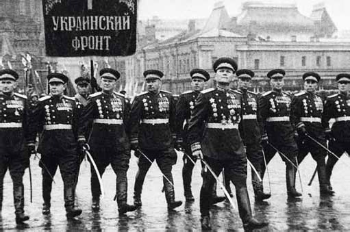 Полководцы Великой Отечественной. Книга 2. Алексей Антонов, Константин Рокоссовский, Михаил Ефремов, Иван Баграмян, Иван Конев Полководцы Великой Отечественной. Книга 2. Алексей Антонов, Константин Рокоссовский, Михаил Ефремов, Иван Баграмян, Иван Конев
