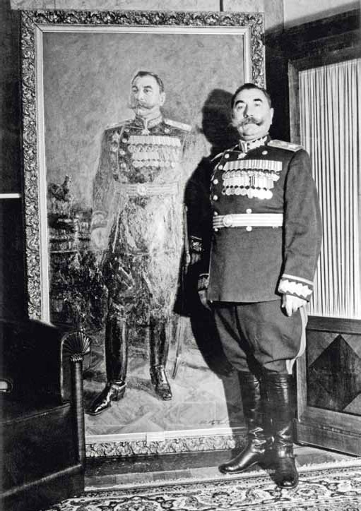 Красные полководцы. Сергей Каменев, Семен Будённый, Михаил Фрунзе, Василий Чапаев, Василий Блюхер, Михаил Тухачевский Красные полководцы. Сергей Каменев, Семен Будённый, Михаил Фрунзе, Василий Чапаев, Василий Блюхер, Михаил Тухачевский