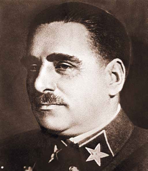 Красные полководцы. Сергей Каменев, Семен Будённый, Михаил Фрунзе, Василий Чапаев, Василий Блюхер, Михаил Тухачевский Красные полководцы. Сергей Каменев, Семен Будённый, Михаил Фрунзе, Василий Чапаев, Василий Блюхер, Михаил Тухачевский