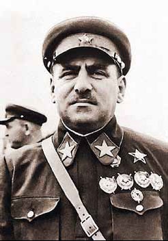 Красные полководцы. Сергей Каменев, Семен Будённый, Михаил Фрунзе, Василий Чапаев, Василий Блюхер, Михаил Тухачевский Красные полководцы. Сергей Каменев, Семен Будённый, Михаил Фрунзе, Василий Чапаев, Василий Блюхер, Михаил Тухачевский